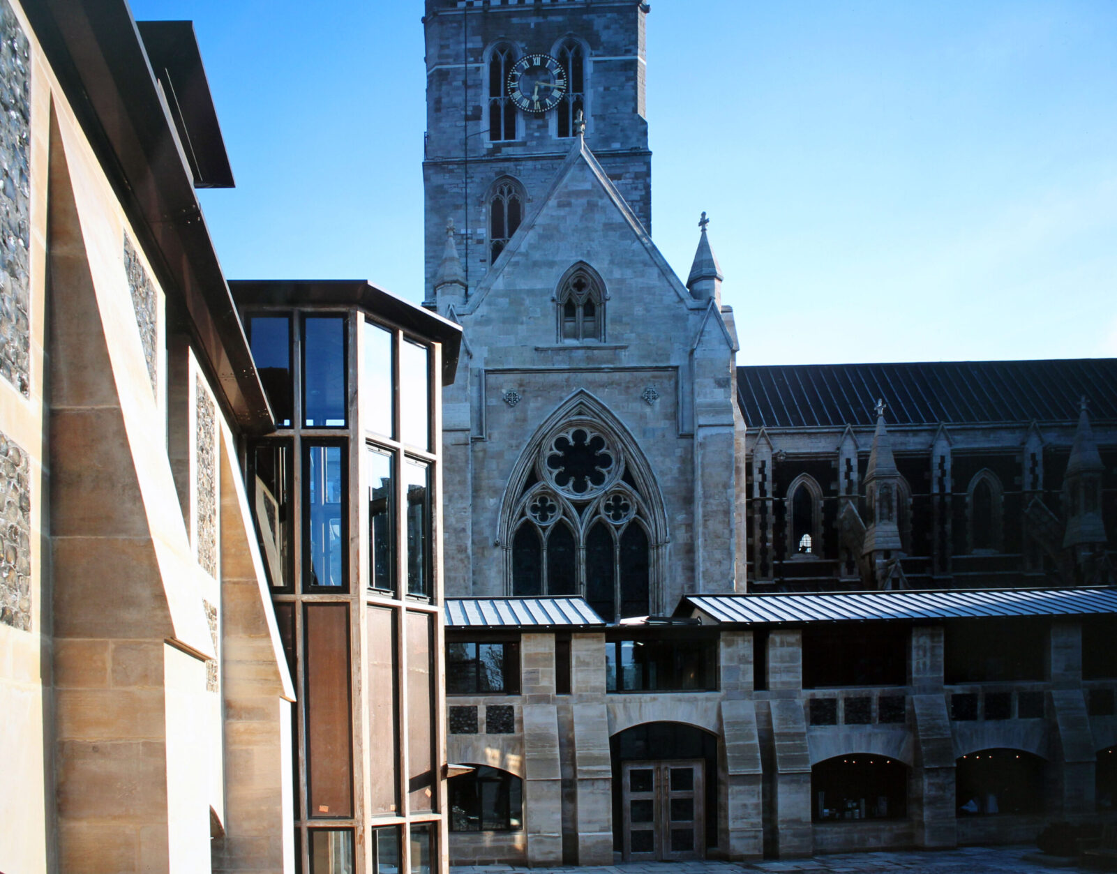 Southwark cathedral cat image